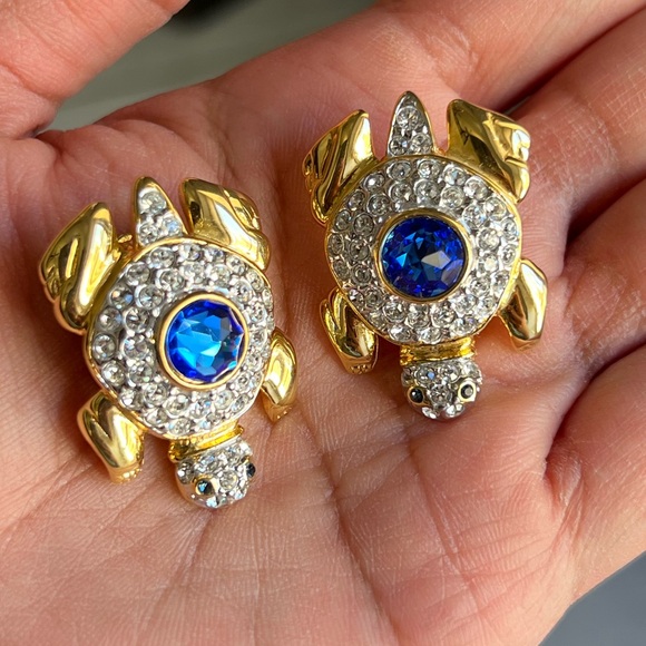 Deadstock Vintage Valentino Rhinestone Crystal Tortoise Turtle Earrings - Picture 6 of 6